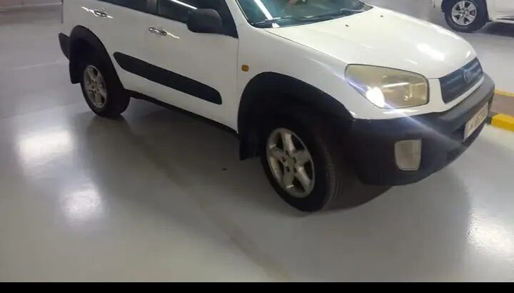 سيارة مستعملة للبيع Rav4للبيع العاجل2001 بأستماره