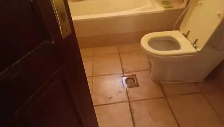 فيلا للإيجار في عين خالد للموظفين والموظفات الدور