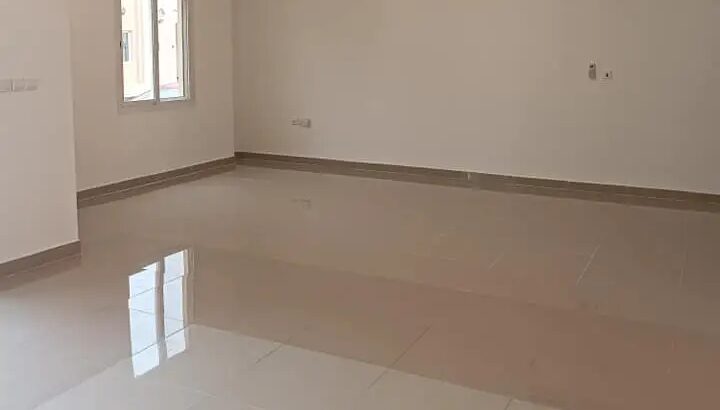 فيلا للإيجار Located in Muraikh Doha 4 غرف نوم 4