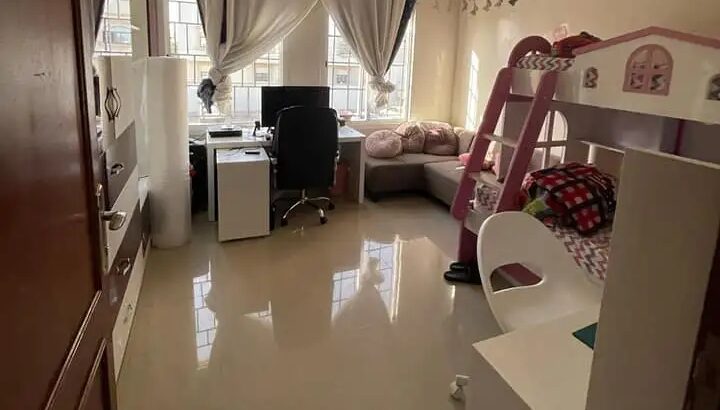 شقه للايجار نظاميةبالغانم الجديد قرب العزيزية شامل