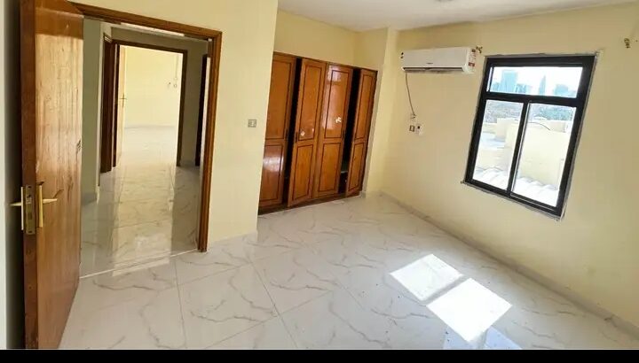 استوديو إيجار للعائلات دور ارضي او علوي واسعارجيده