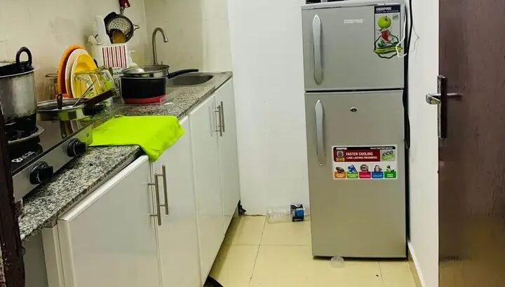 استوديو إيجار للعائلات دور ارضي او علوي واسعارجيده