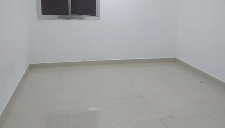 ملحق للايجار ارضي بالمعموره دقائق من سوق المعموره