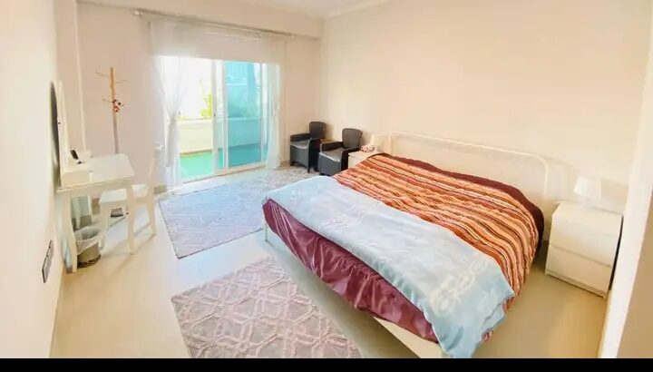 غرفة نوم واحدة مفروشة بالكامل 2 حمام قاعة المطبخ