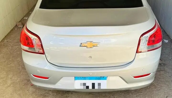 عربية مستعملة للبيع أوبترا 2011 فبريكا برا جوا