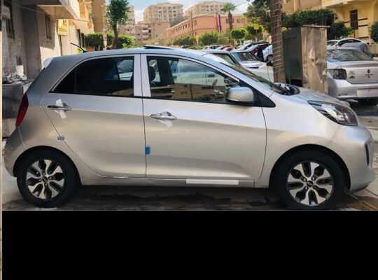 سيارة للبيع مستعمله Kia picanto 2017 70000km فبريك