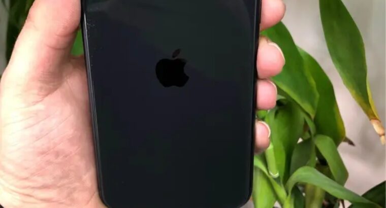 Iphone 11 128 gb Battery 87 % الجهاز جداً نظيف