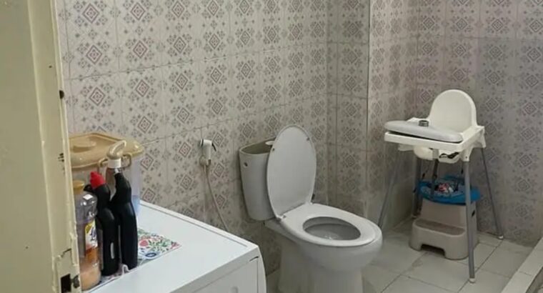 شقه غرفه وصالة مفروشه بمدينة ابوظبي _موقع متميز