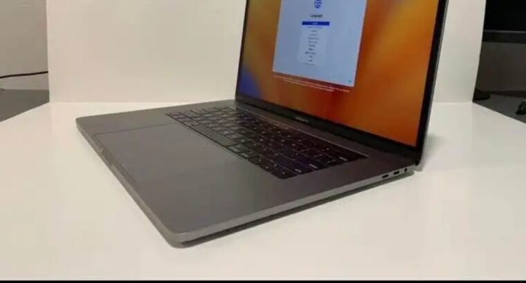 MacBook 2019 i9 ممتاز جدا بحالة جيدة تشبه الجديد..