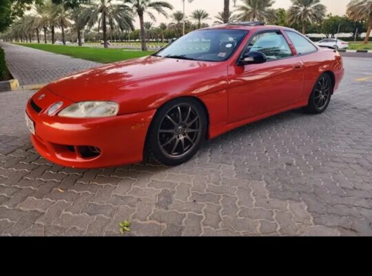 سيارة مستعملة للبيع لكزس SC300 1999 سيارة نادرة