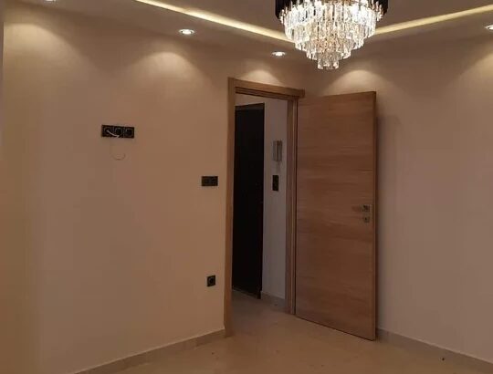 منزل للبيع ب ٤غرف نوموحمامين بعقد فردى ودفتر عقارى