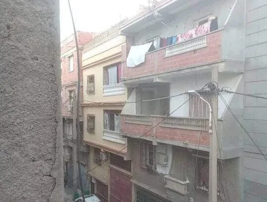 منزل للبيع في حميزبالطابق الثالث يتميز بمساحةواسعة