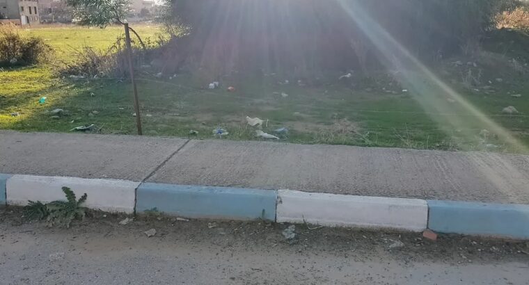 للبيع قطعة أرض سياحية وتجارية بمساحة 2000متر مربع