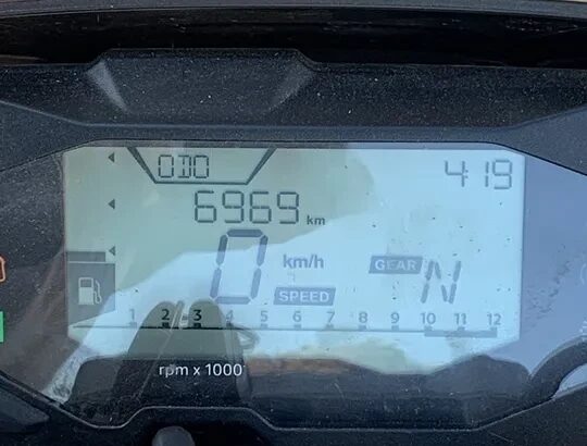 موتسيكلات بالجزائر BMW G310R هي دراجة نارية رياضية