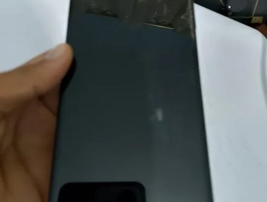 موبايلات بالجزائر سامسونج جالكسي A32 هو هاتف ذكي .