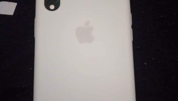 موبايلات مستعملة للبيع موبايل ايفون اكس آر ممتاز