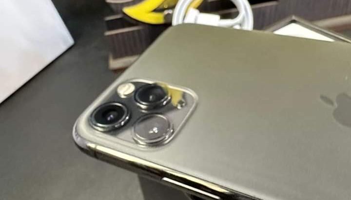مويايلات مستعملة للبيع iPhone 11 Pro Max 256GB