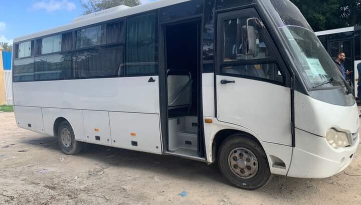 أتوبيس مستعمل للبيع للبيع شفروليه ام سي في 33 راكب