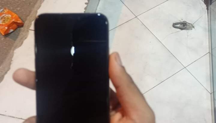 موبايلات مستعلة للبيع Xs 256جيجا 78بطاريةعملى جدا
