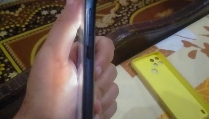 موبايلات مستعملة للبيع جهاز ريلميC21Yبطاريه ممتازة