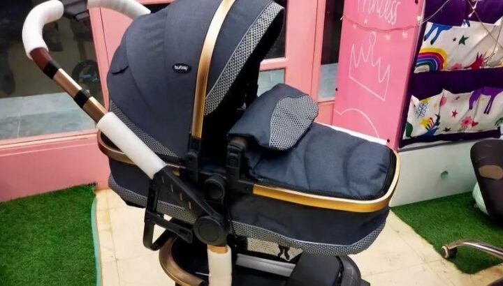 عربة أطفال ماركة بورباي كبيرة جدا دراع قلاب تحفة .