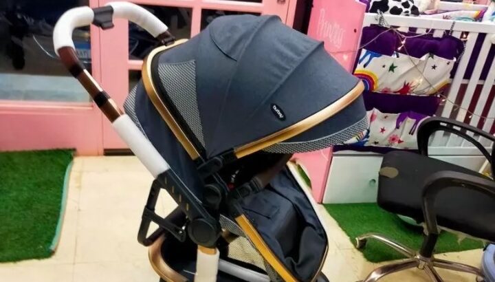 عربة أطفال ماركة بورباي كبيرة جدا دراع قلاب تحفة .