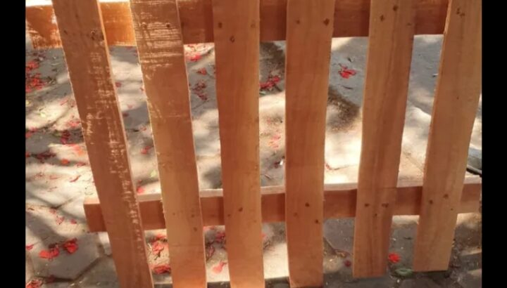 اسوار حدائق خشب شجر يوجد مقاسات مختلفة متين جدا جد