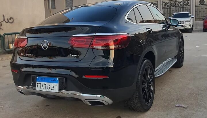 Mercedes GLC 300e 250$  سيارات للايجار