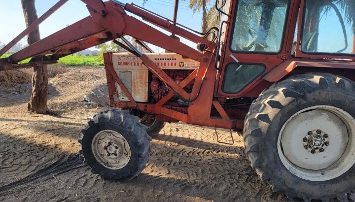 جرار زراعى روسى 2كارونه استيراد من إيطاليا جيده