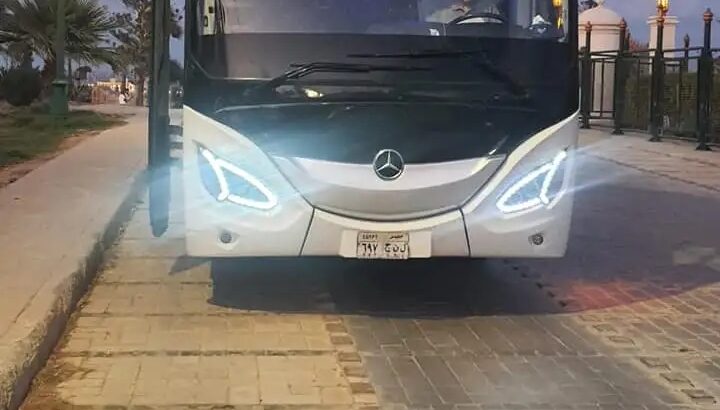 اتوبيس مستعمل للبيع مرسيدس 600مودل 2011 رخصة سنة.