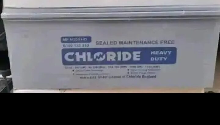 بطاريات للبيع النقل السياحى و النقل الثقيل بالمنيب