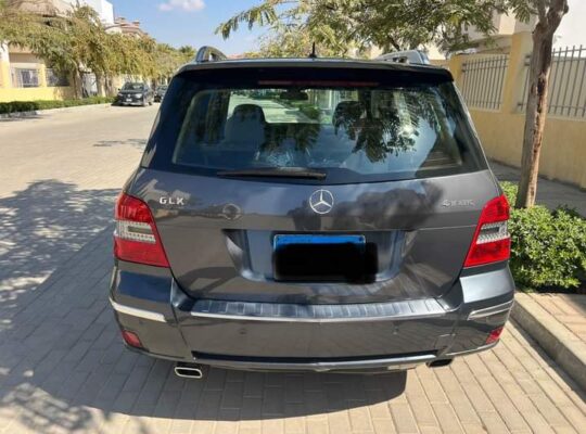 عربية مستعملة للبيع مرسيدس GLK350 موديل ٢٠١٠ فابري