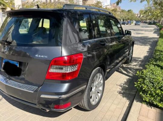 عربية مستعملة للبيع مرسيدس GLK350 موديل ٢٠١٠ فابري