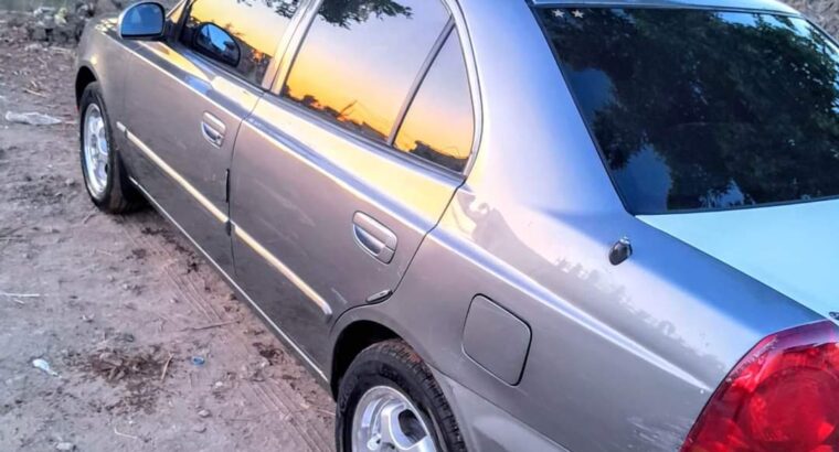 هيونداي فيرنا 2015 كامله مانيوال رخصه 3سنين مرور