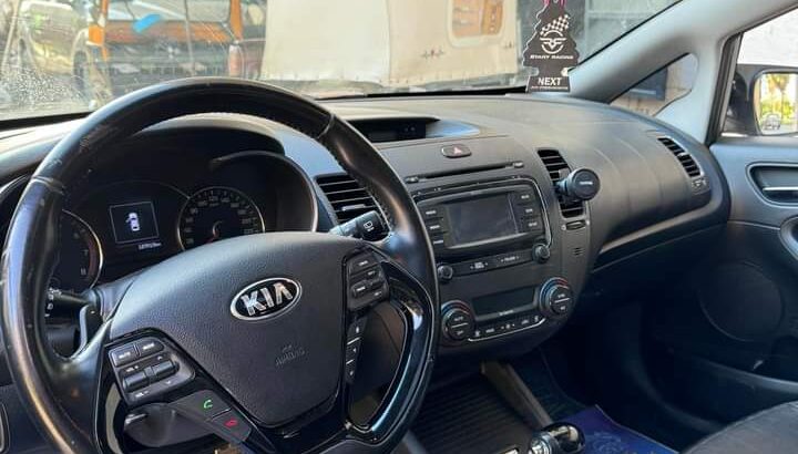 سيارات مستعمله للبيع عربية سيراتو k3 ممتازة