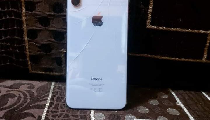 ايفون اكس اس ماكس 256g بطاريه 71