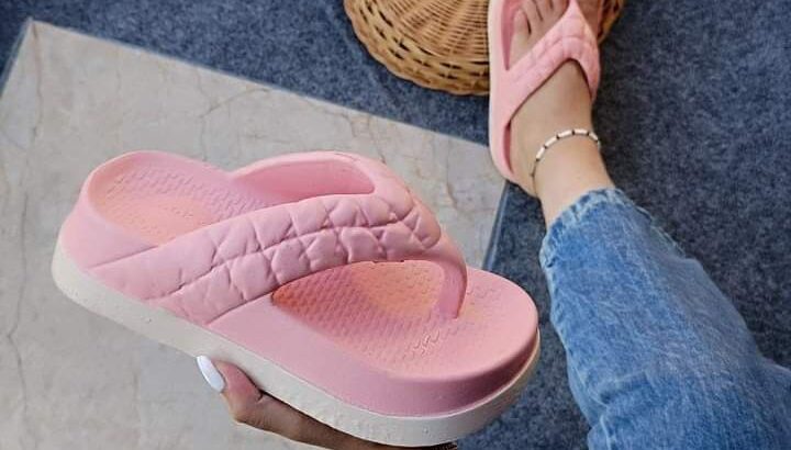 سلبيرات الصيف سليبر صباع كابوتينه بشكل جديد