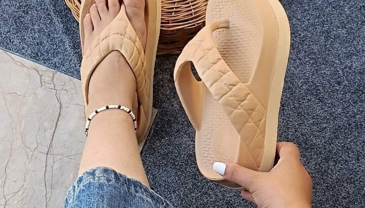 سلبيرات الصيف سليبر صباع كابوتينه بشكل جديد