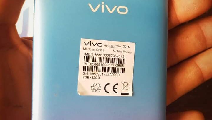 موبايل Vivo y1s مساحه 32 ومعاه كرتونته