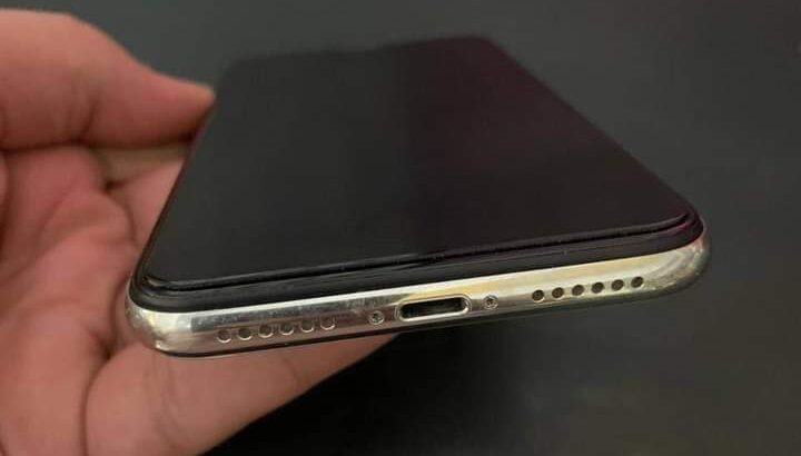 ايفون X ذاكرره 256 بطاريه كاميرات فل