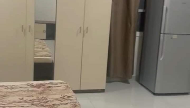 استديو مفروش للأيجار غرفه وحمام ومطبخ مفتوح