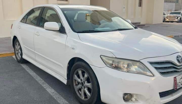 سياره كامري جي ال اس 2011 فل ابشن ماكينه