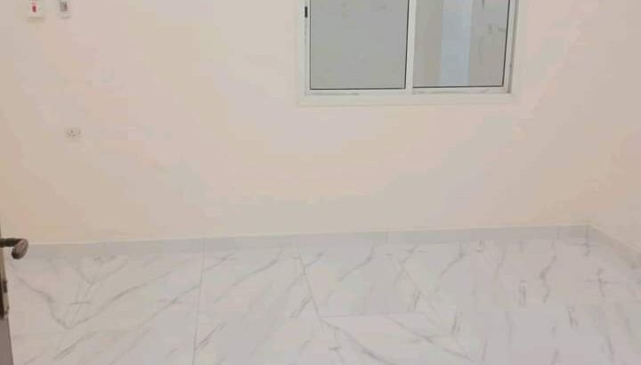 شقه للايجار بالغرافة شامله