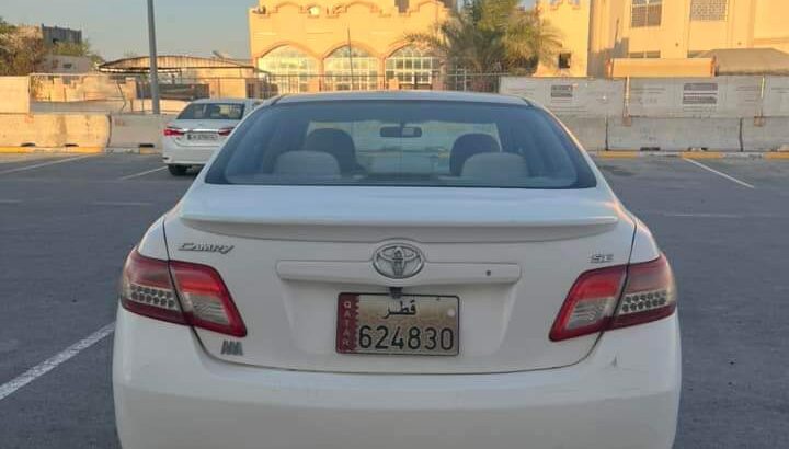 سياره كامري جي ال اس 2011 فل ابشن ماكينه