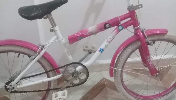 بسكيلات بنات مزالت جديدة تركب من 8 إلى 12