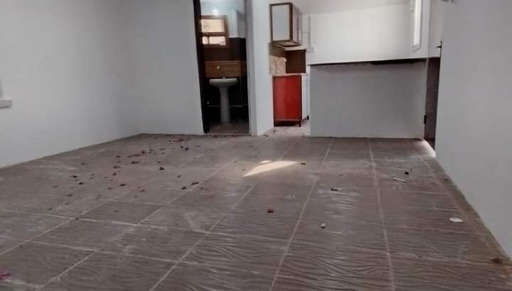 ستوديو بالدفنة بالدور الارضي للايجار