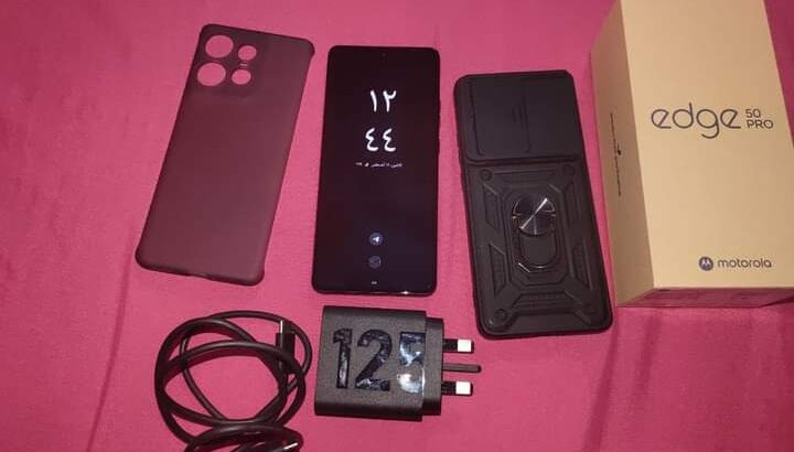 Motorola edge 50 pro 512 موبايل للبيع
