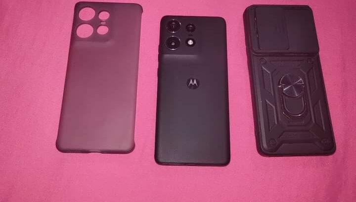 Motorola edge 50 pro 512 موبايل للبيع