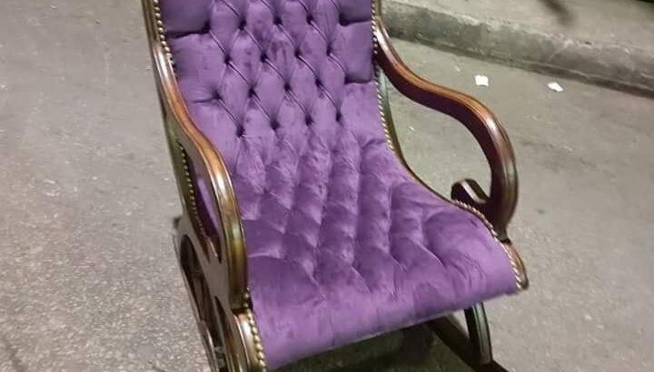 كرسى هزاز خشب زان تقيل متين جدا مبطن داخلى