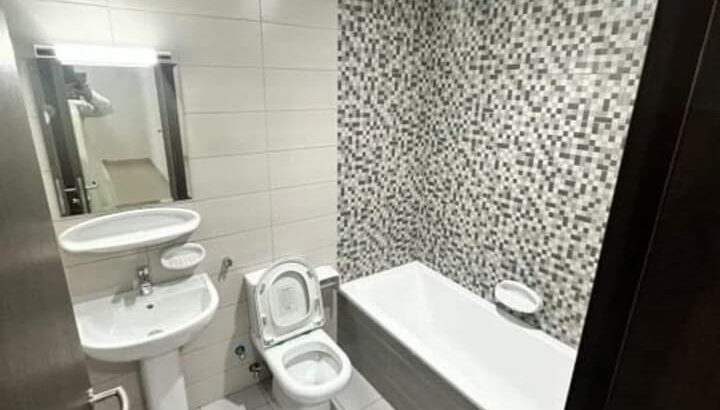 بناية جديدة اول ساكن بإمارة عجمان